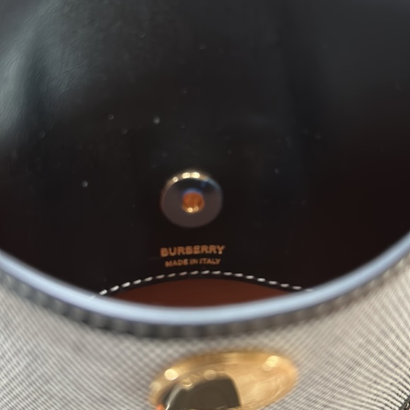 Burberry LS Mini Society 2 Tone Phone Case - Picture 9 of 11